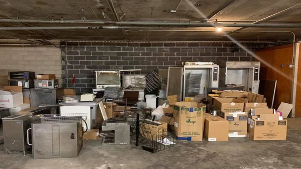 Retail Space Cleanout Service in Cleveland, Ohio